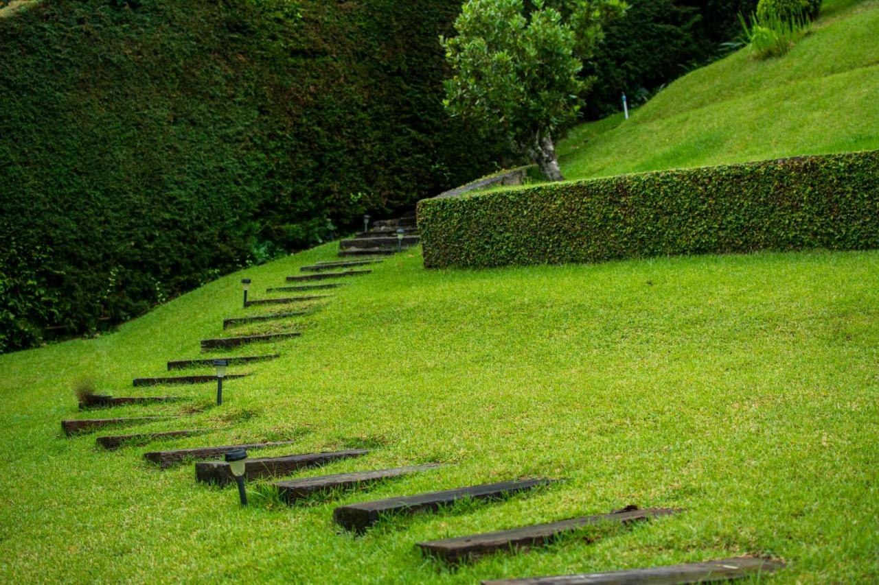 Pousada Toca Dos Tucanos Campos do Jordao Ngoại thất bức ảnh